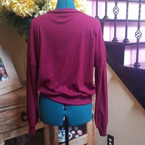 New Fashion Nova NYC Choker Collar Sweatshirt/SZM - Picture 4 of 4